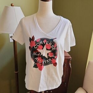 GUC Converse Women's White Floral V-Neck Graphic Tee-Size L